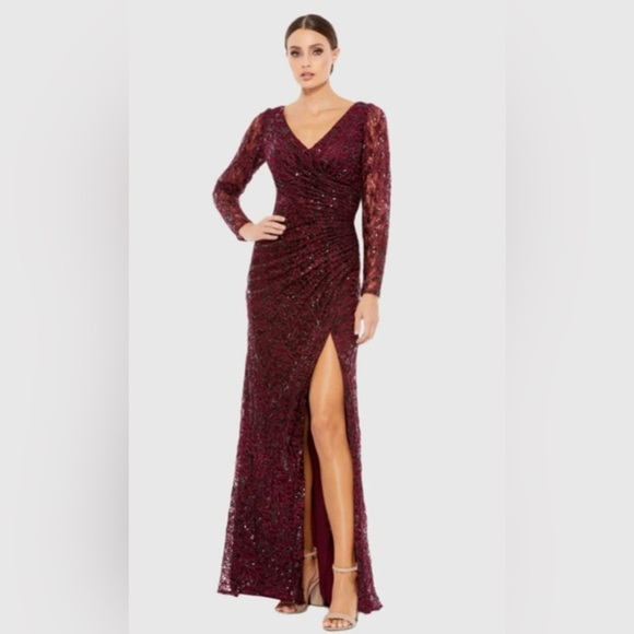 NWT | Mac Duggal 12412 Garnet Red Long Sleeve Sequined V-Neck Gown Size 12 - Picture 1 of 15